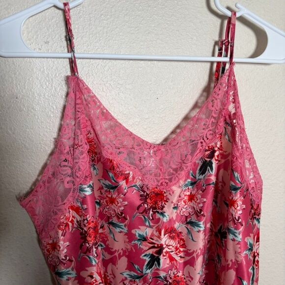 Venus Tank Top Women's XL Pink V-Neck Cami Satin Colorful Printed Adjustable - Picture 2 of 8